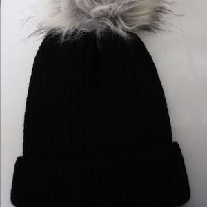 Black Pacsun Beanie